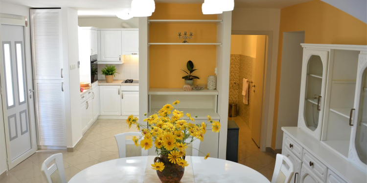 Beachfront Villa Gradina